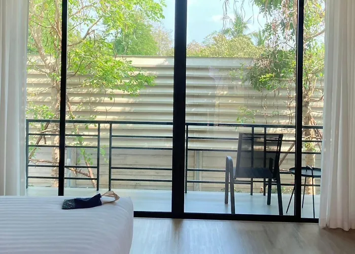 Rock Ratchaburi รักโรงแรม